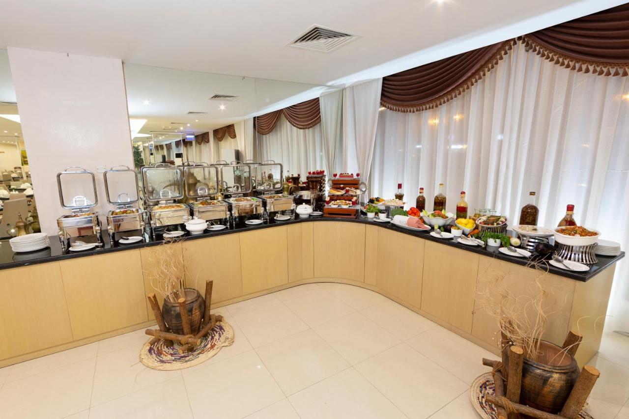 Nova Park Hotel Sharjah Buitenkant foto