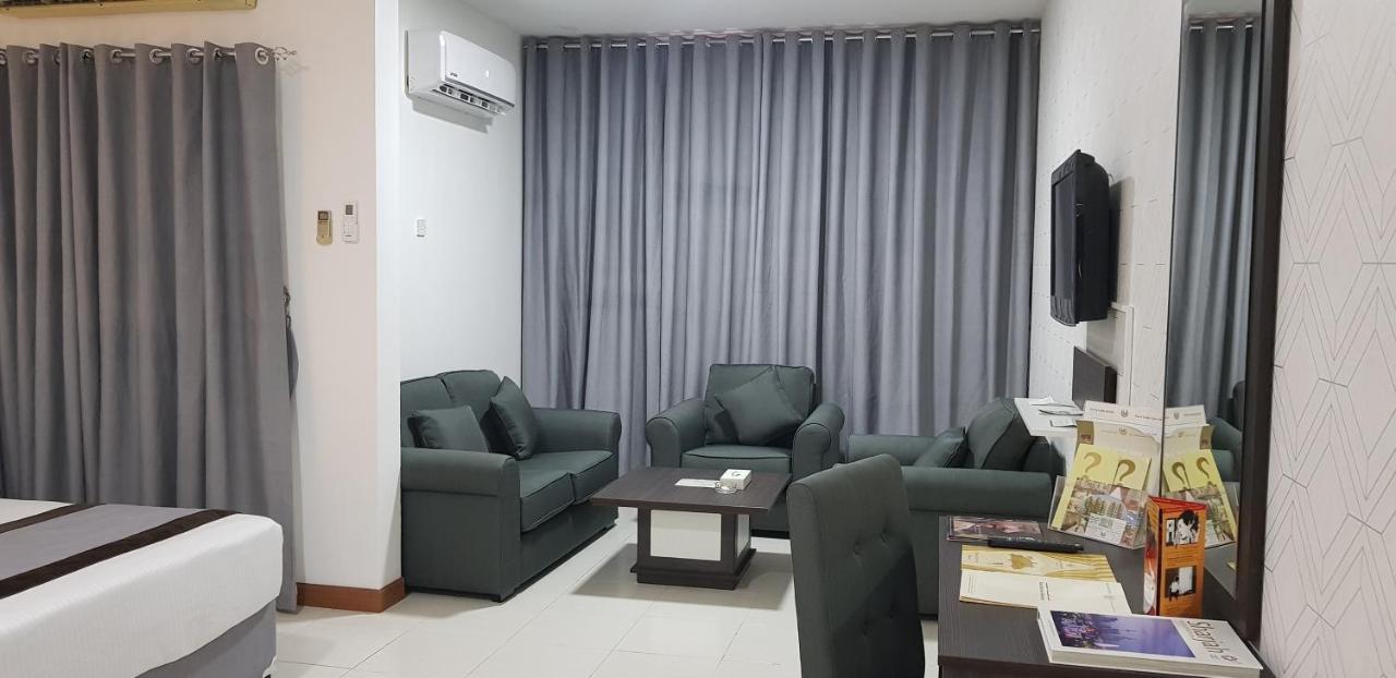 Nova Park Hotel Sharjah Buitenkant foto