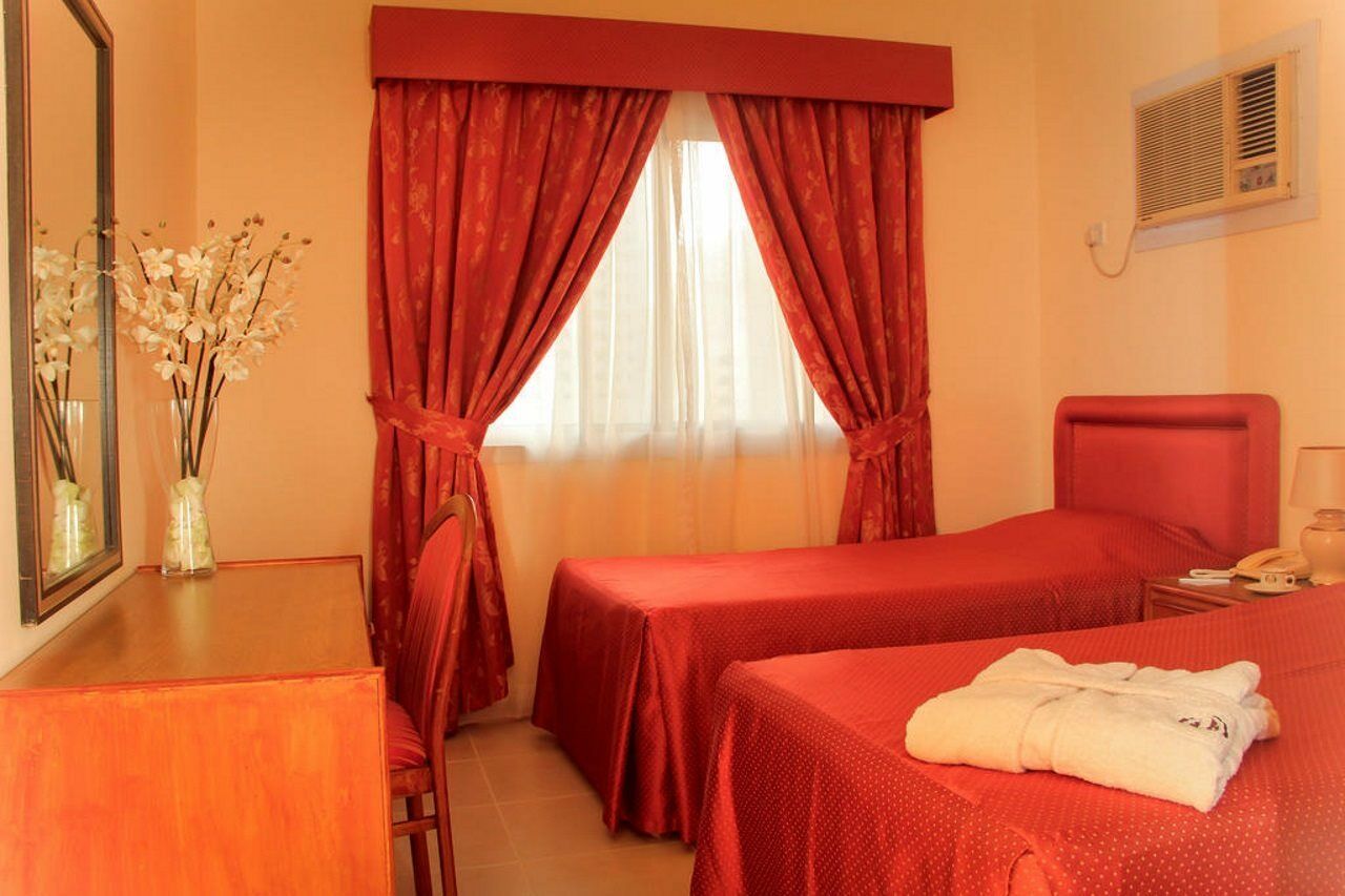 Nova Park Hotel Sharjah Buitenkant foto