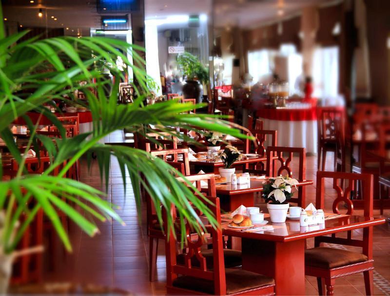 Nova Park Hotel Sharjah Buitenkant foto