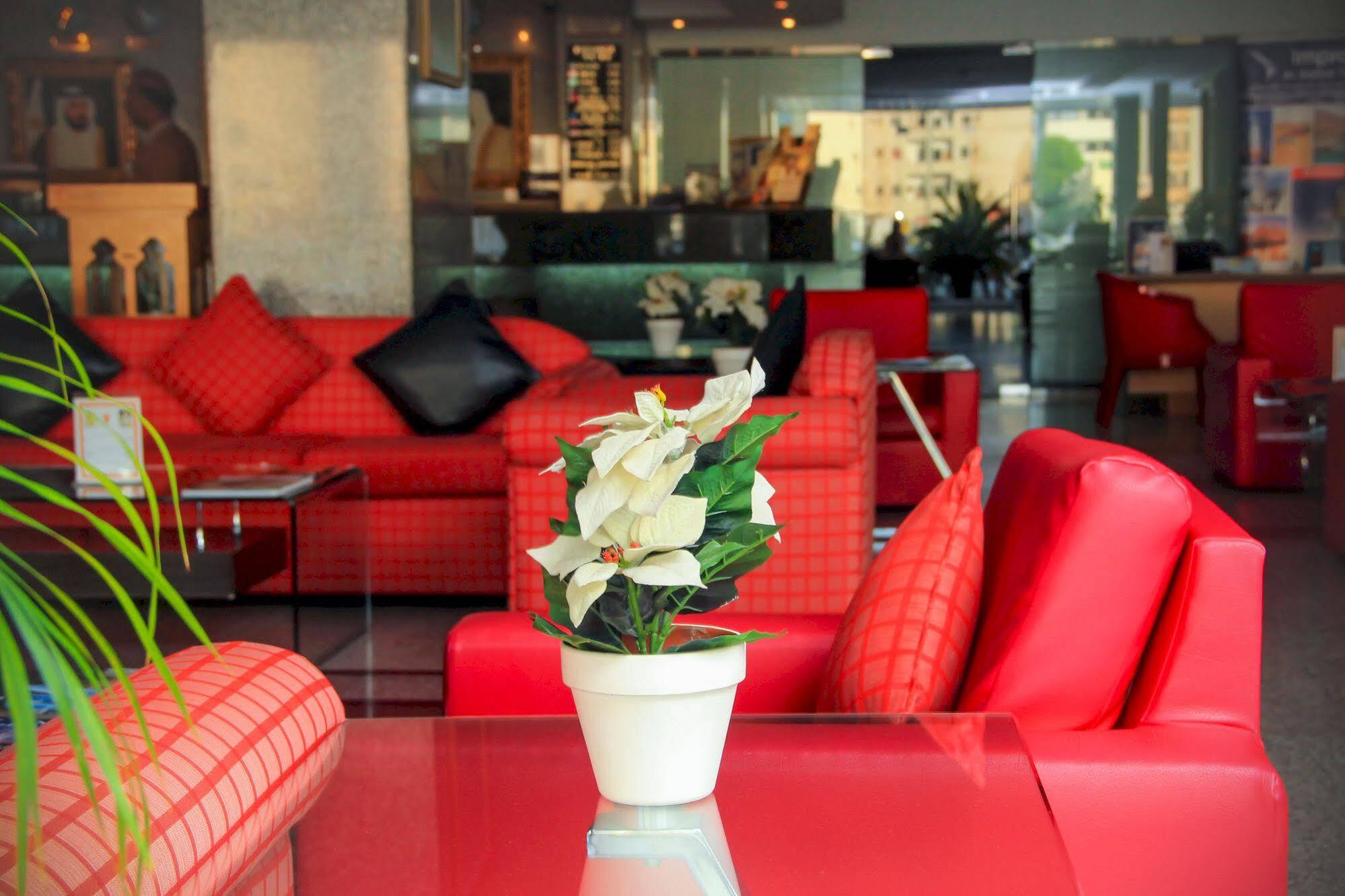 Nova Park Hotel Sharjah Buitenkant foto